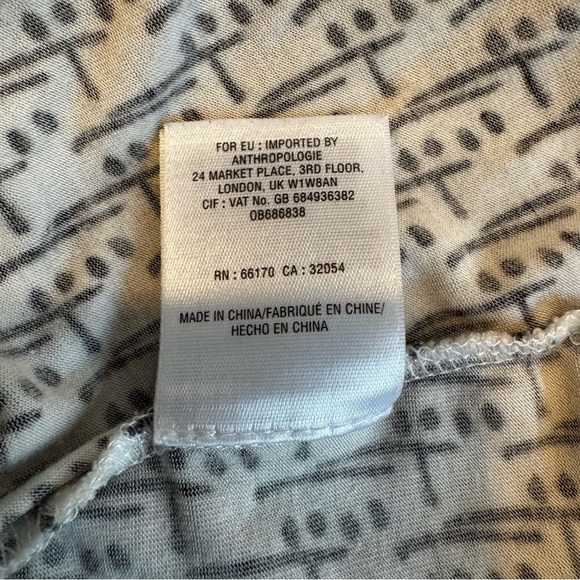 Anthropologie Postmark Women's Abstract Off Shoulder Ruffle Top Blouse Sz M - Picture 7 of 7